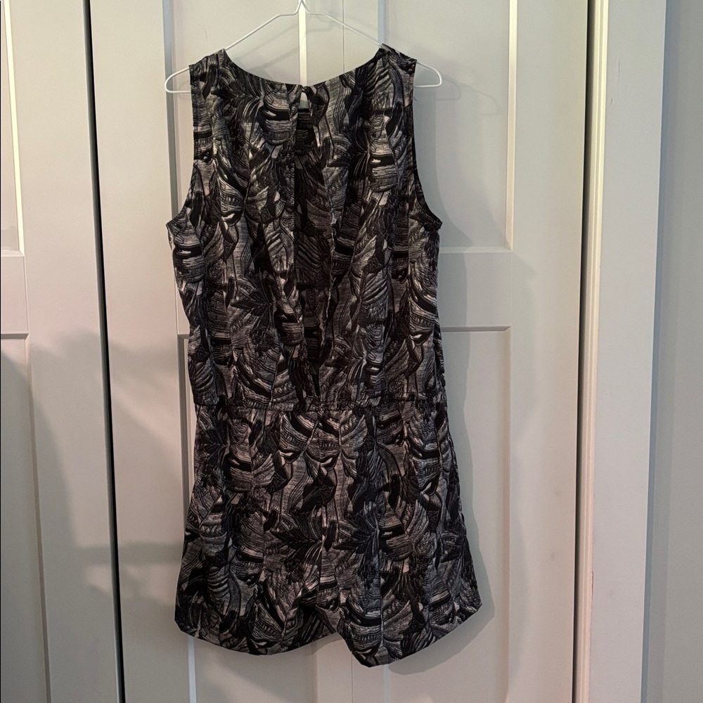 H&M Romper short set with open back NWT
